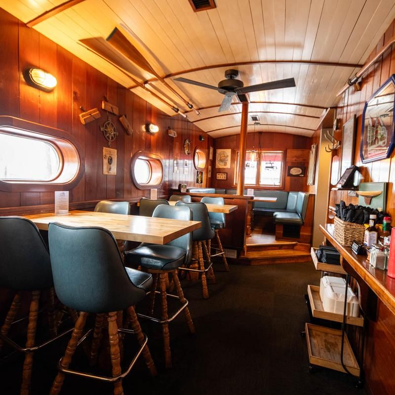 Joeys Yardarm (Racine)