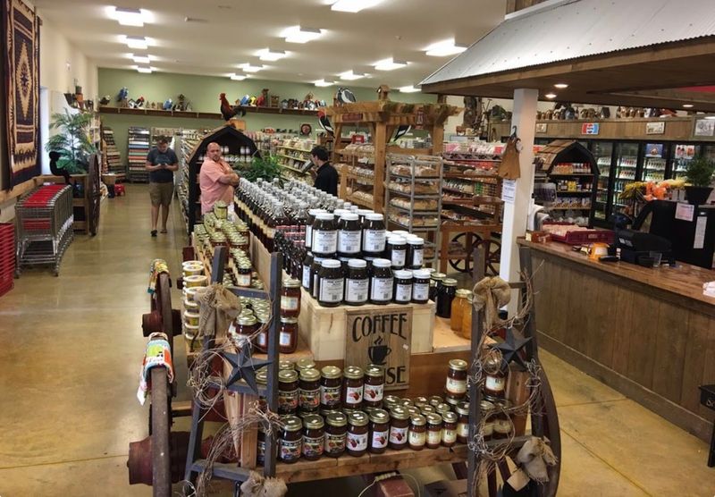 This Tennessee Country Market Has Deep Mennonite Roots