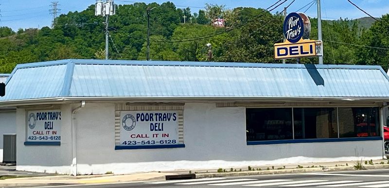 Blue Circle Market - Poor Trav's Deli — Elizabethton