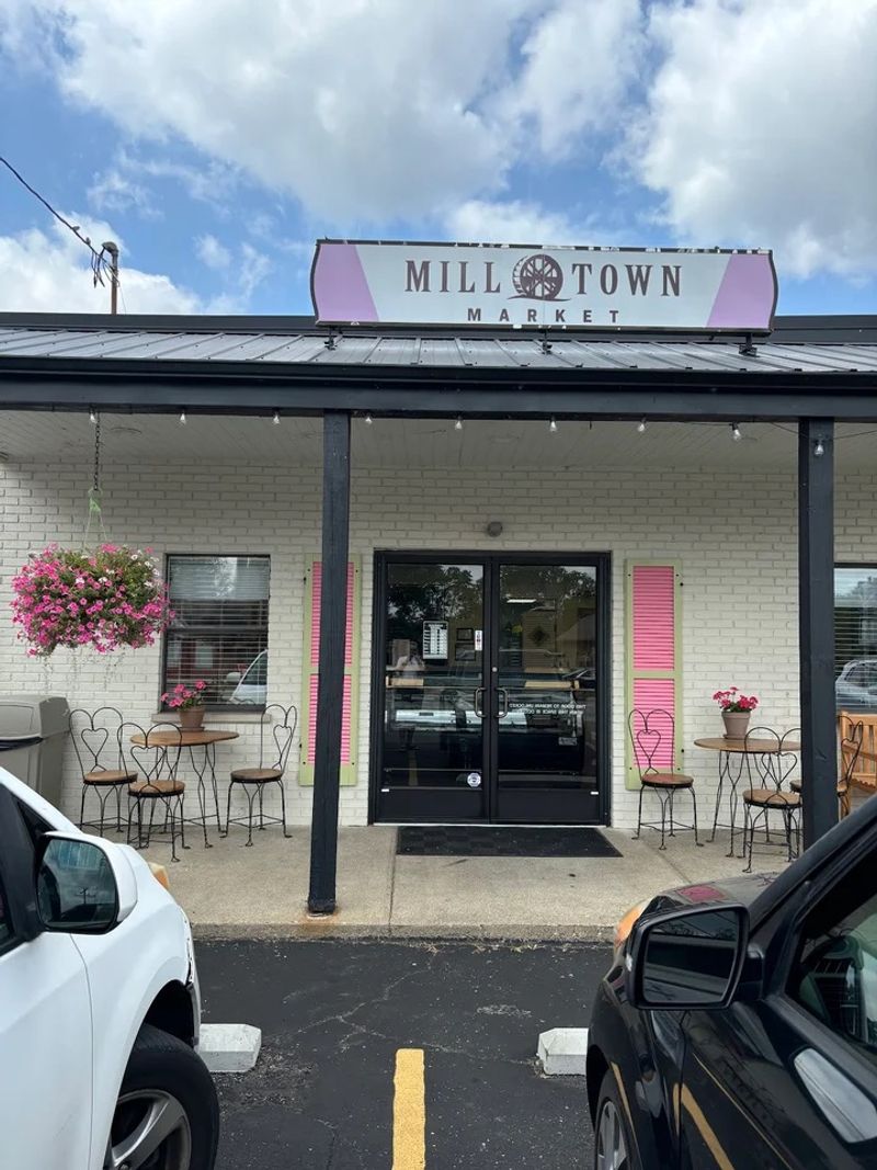 Mill Town Market, Miamitown