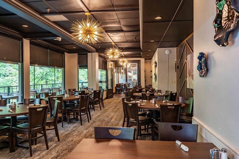 Creekside Restaurant and Bar, Brecksville