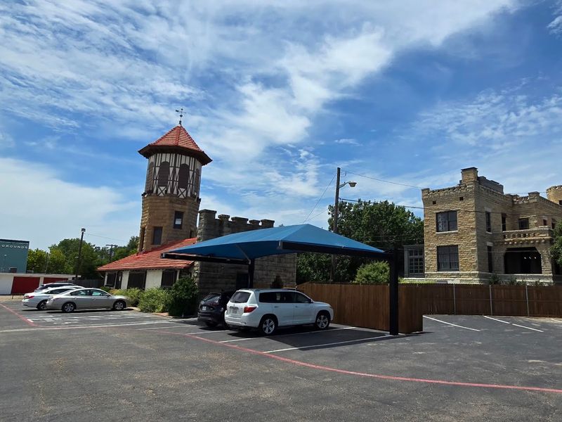 Practical Tips: Hours, Tickets, and Parking