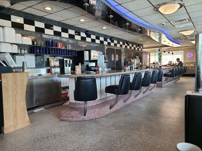 Service often adds to the comforting diner experience