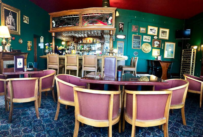 Eating and Drinking On Site