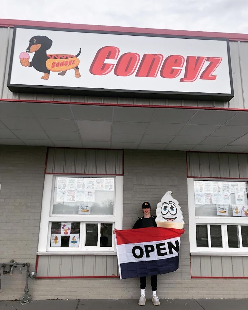 Coneyz, Toledo