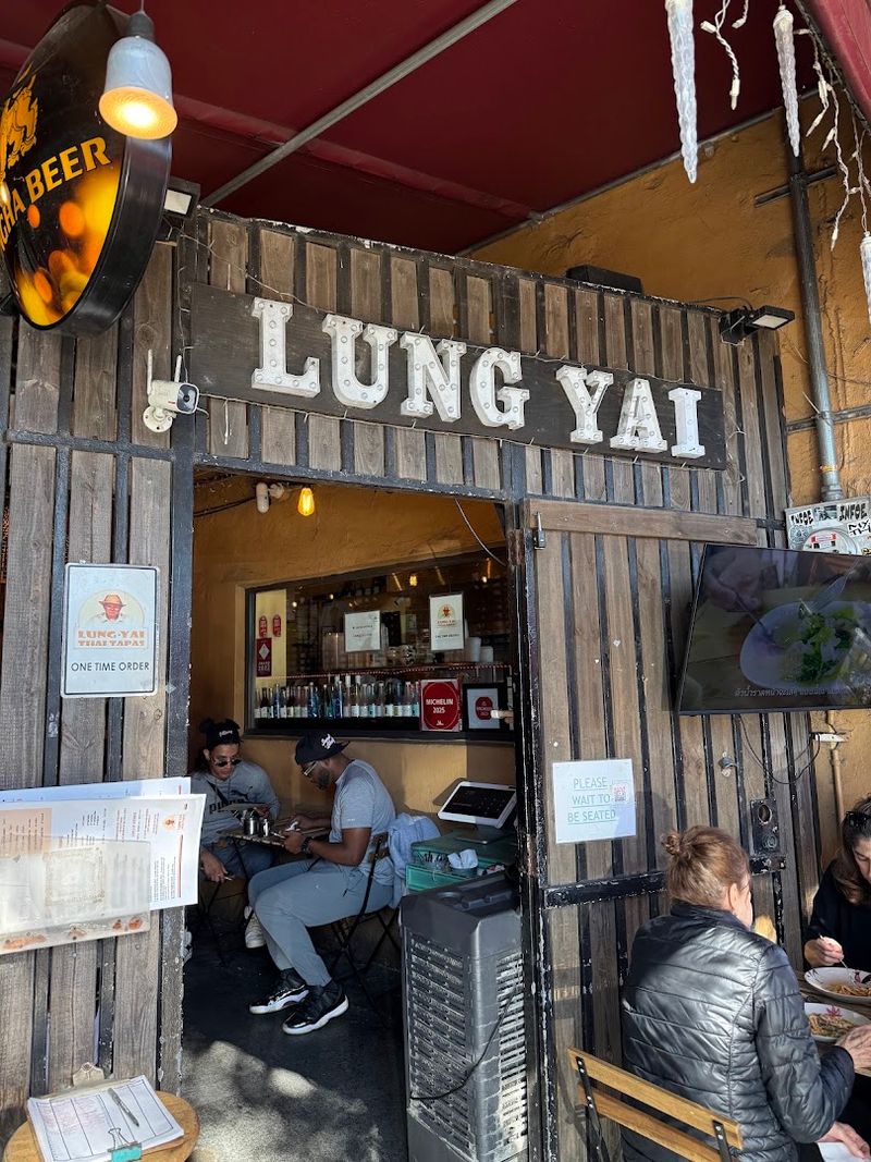 Lung Yai Thai Tapas