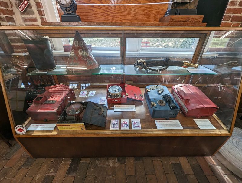 Working Fire Alarm Telegraph System That Actually Demonstrates Emergency Calls