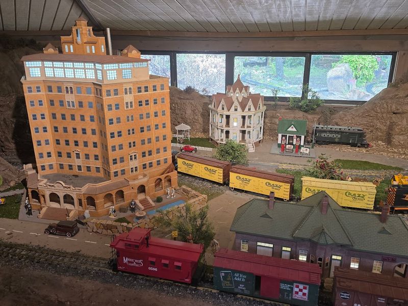 The Model Train Setup Nobody Sees Coming