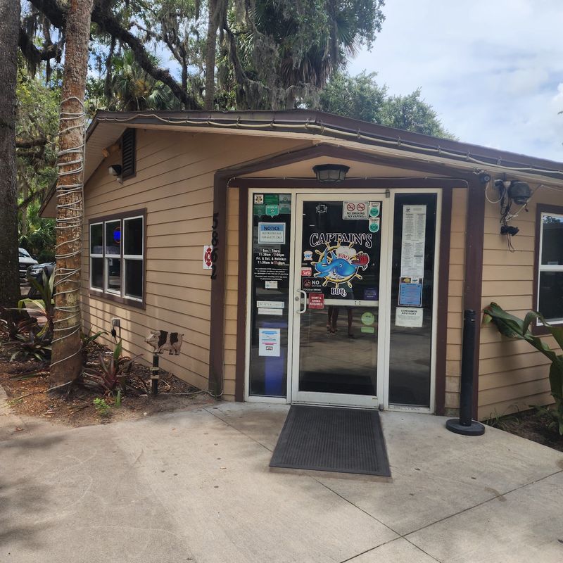 Captain's BBQ (Palm Coast)