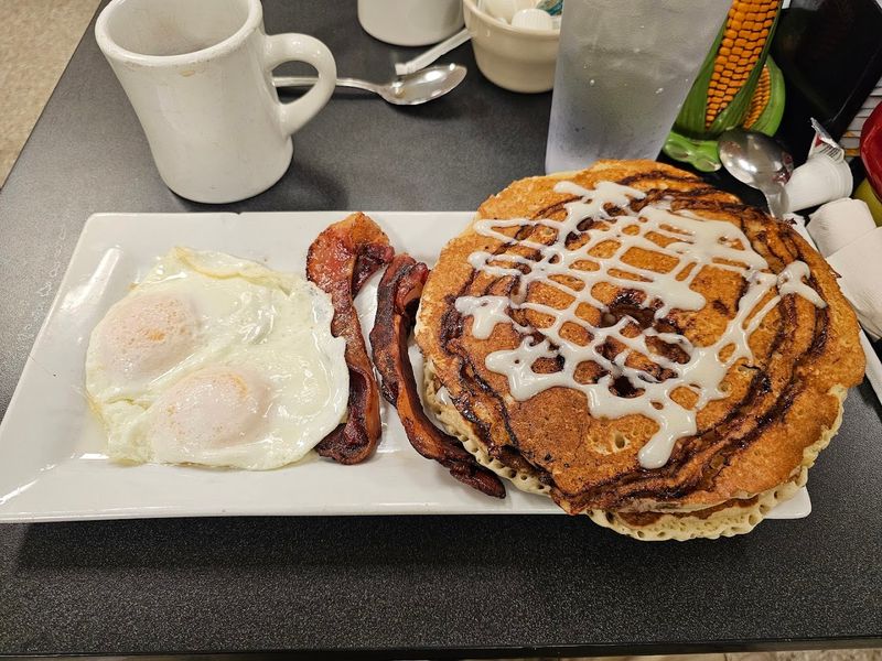 Cinnamon Roll Pancakes Worth Crossing Town For