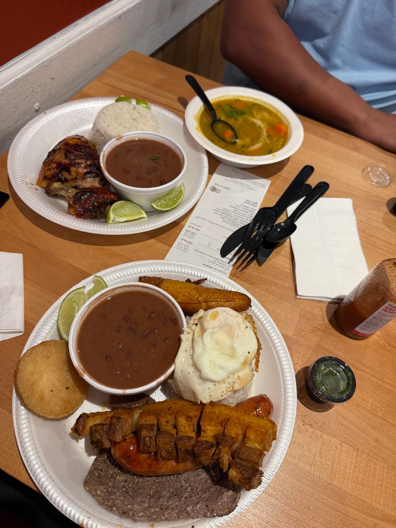 Why Pollo Riko Is Perfect for Families and Big Appetites