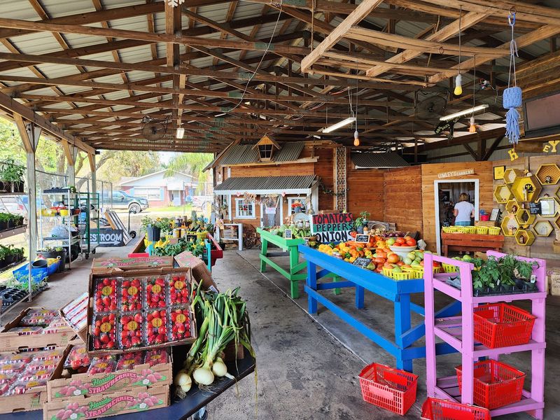 Lumley's Farm and Market