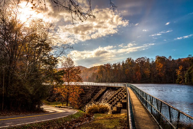 The Tennessee Park Where Scenic Trails and Stargazing Share the Spotlight