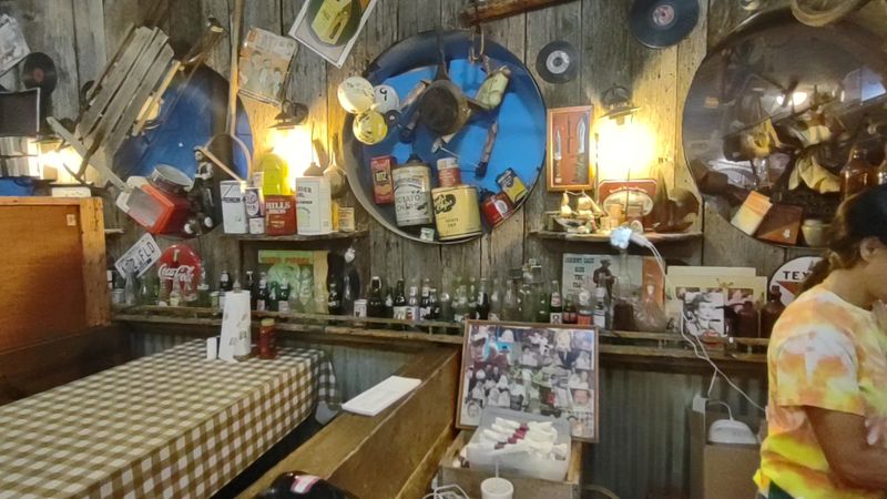 The Down-Home Atmosphere That Makes Every Visit Memorable