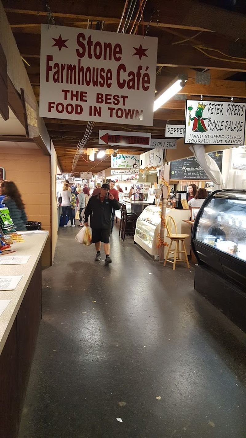 Renninger&rsquo;s Antique and Farmers Market, Kutztown, Pennsylvania