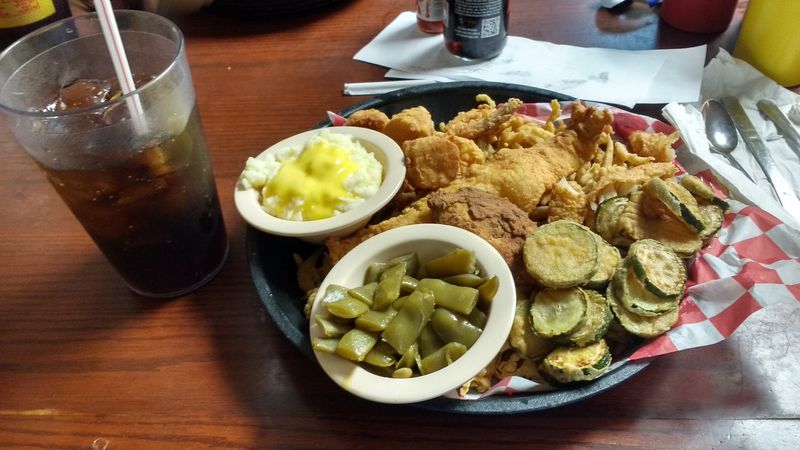 Why Mountain View Restaurant Stands Out Among Tennessee Comfort Food Spots