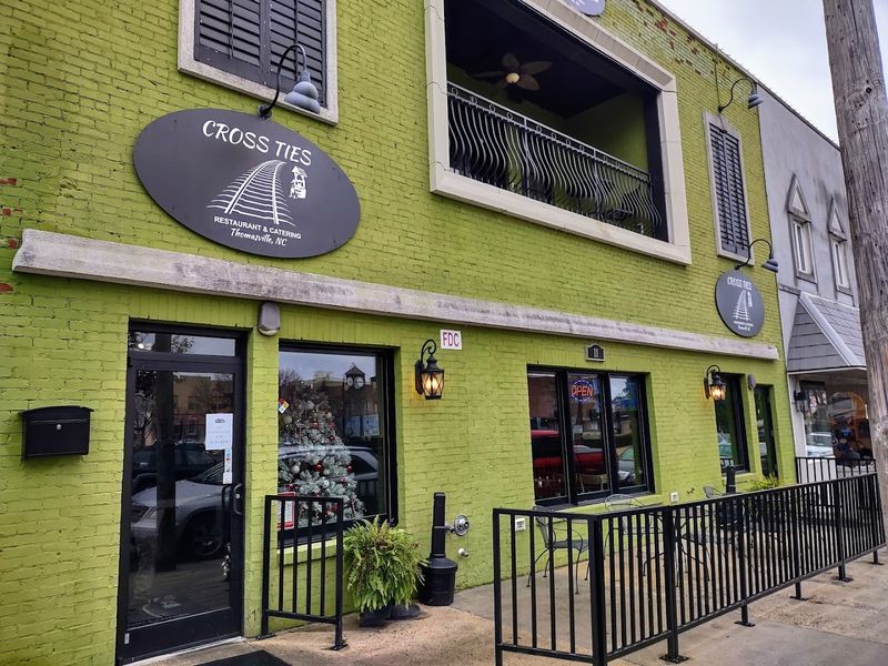 Cross Ties Restaurant & Catering