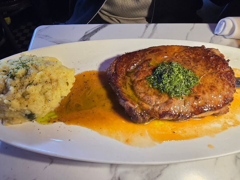 Count Vladimir&rsquo;s Sizzling Garlic Prime Ribeye