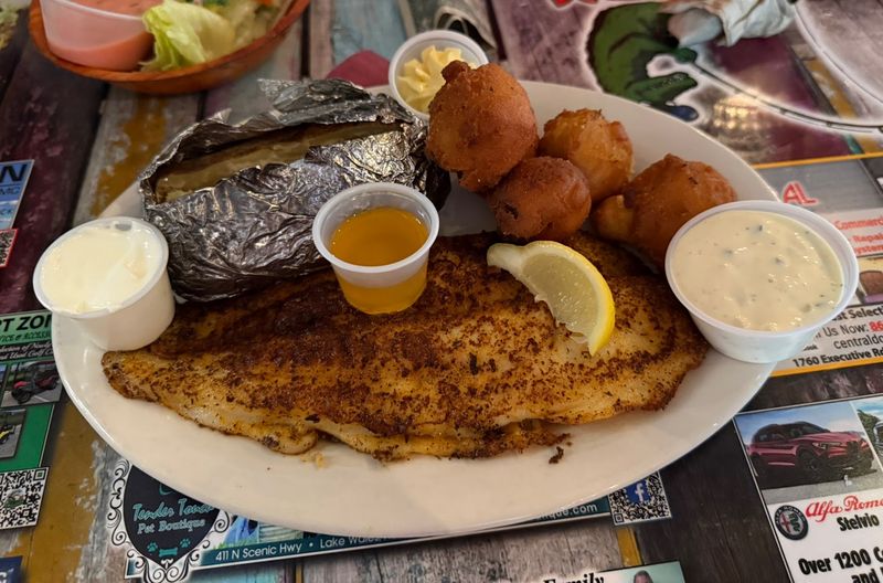 Fresh Seafood and Surf and Turf That Delivers on Flavor
