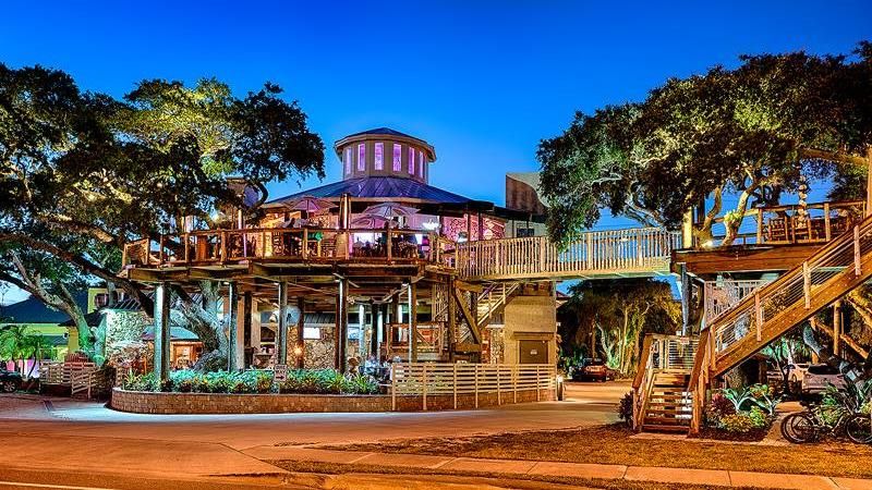 Norwood's Restaurant & Treehouse Bar (New Smyrna Beach)