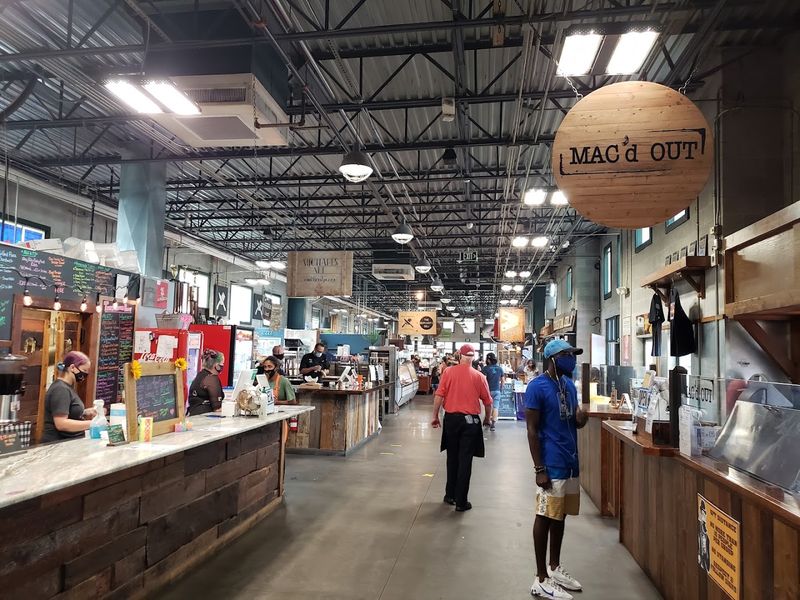 Seventeen Food Vendors Under One Roof