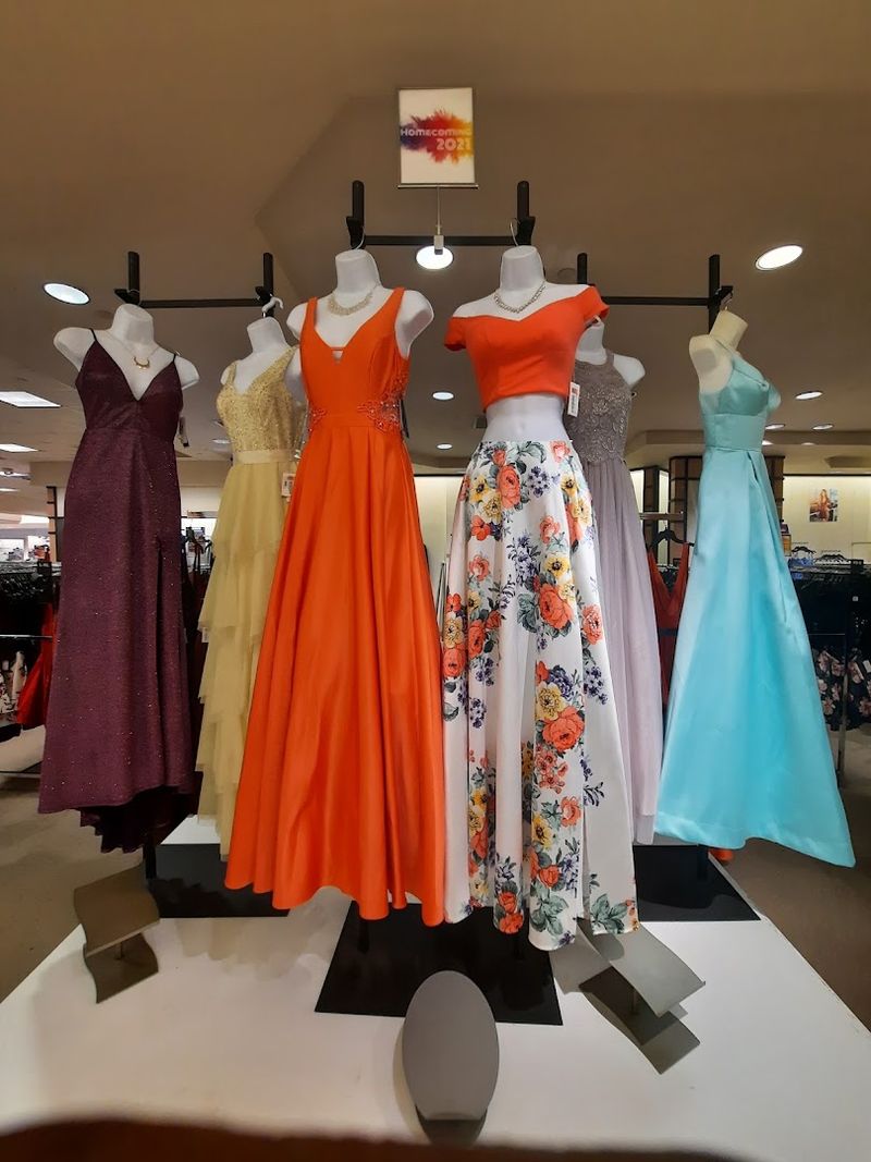Designer Labels Without the Designer Price Tag