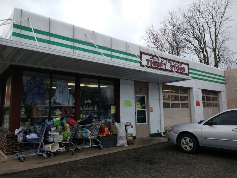 Animal Welfare League Thrift Store (Springfield)