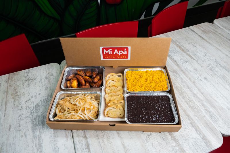 Mi Apa Latin Cafe (Alachua)