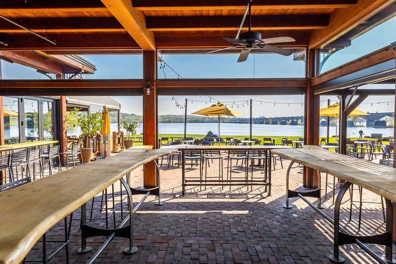 Drinks, Mimosas, And Easygoing Cocktails