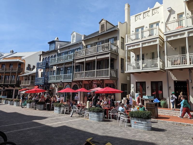 Cafes and Coastal Dining