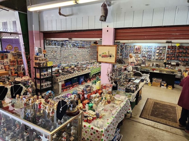 Antique Treasure Hunting 101