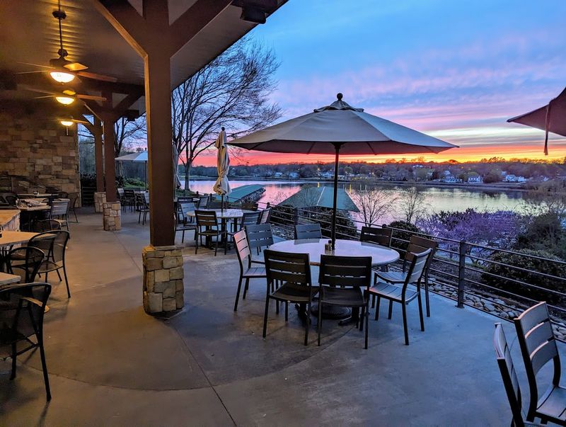 The Waterfront Bar & Restaurant