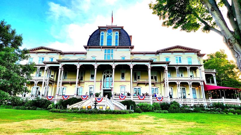 Chautauqua Lake Region