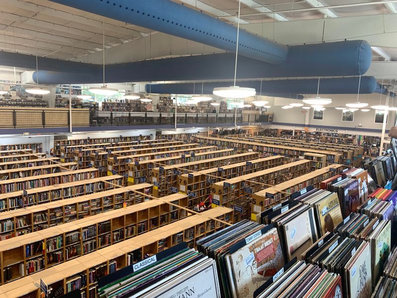 A Knoxville Staple With a Loyal Following