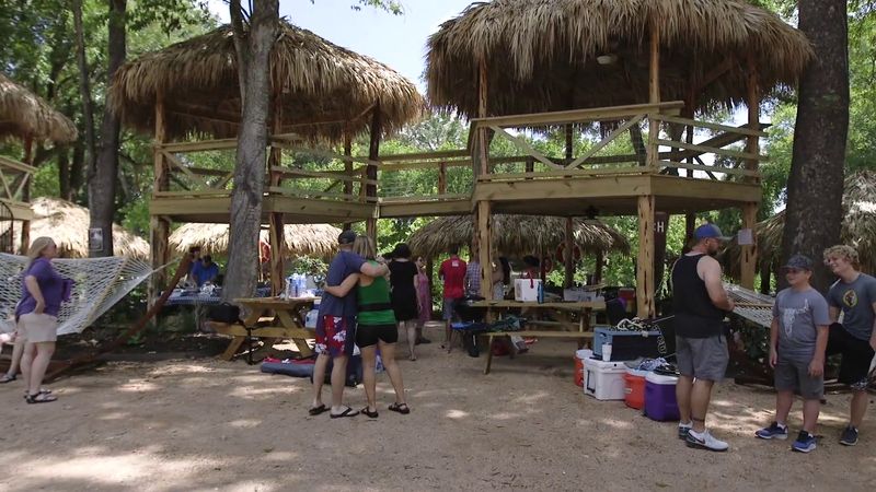 Cabanas Right on the Riverbank