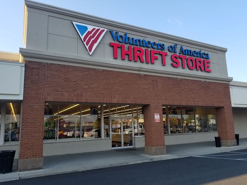 Volunteers of America Thrift Store &ndash; West Henderson (Columbus)