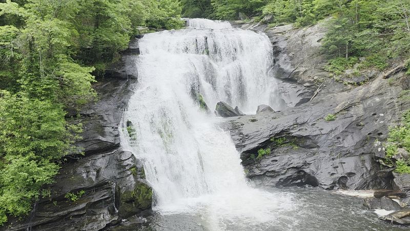 A Stunning 90-Foot Cascade in the Cherokee National Forest