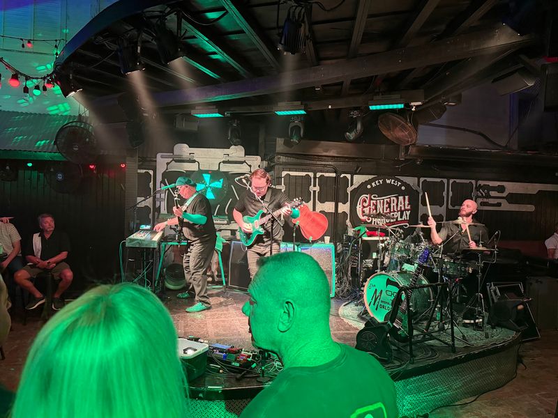 Live Music That Elevates the Energy