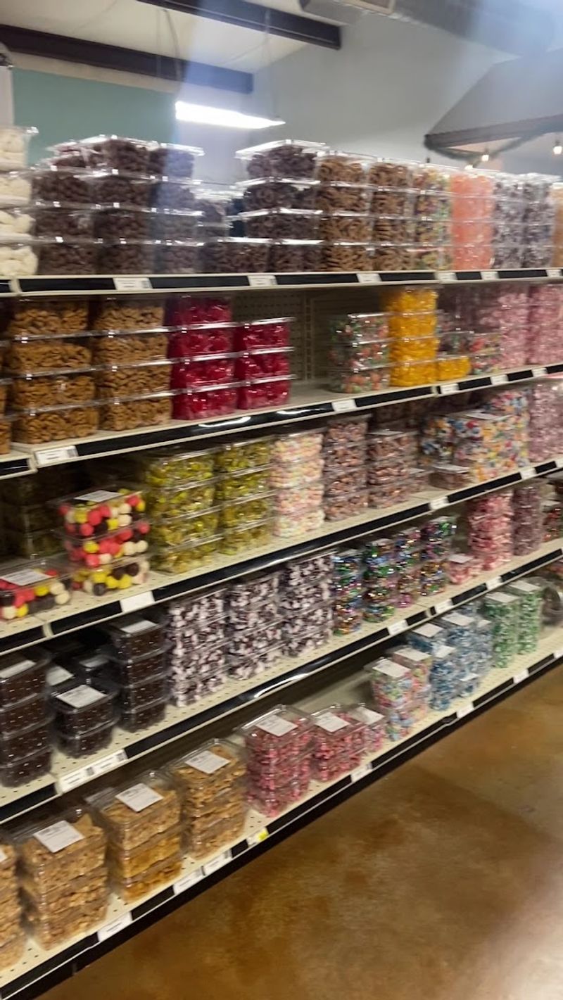 Old-Fashioned Candies and Nostalgic Treats