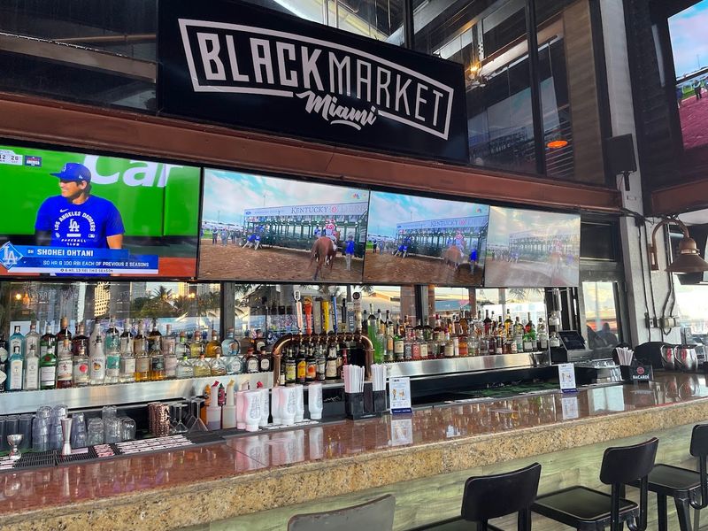 Black Market Bayside (Miami)