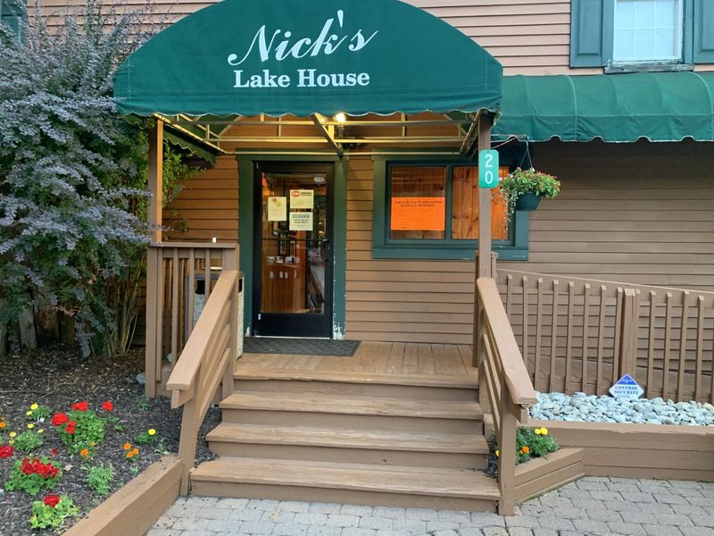 Nick’s Lake House (Lake Harmony)