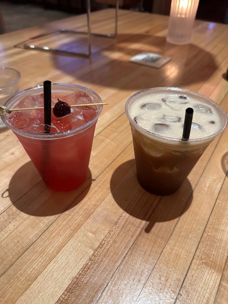 Cocktails, Beer, and a Pint Pie Night