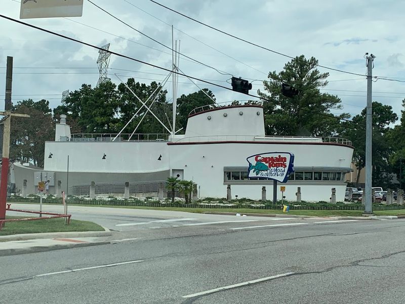 Captain Tom's Seafood & Oyster Bar (Houston)