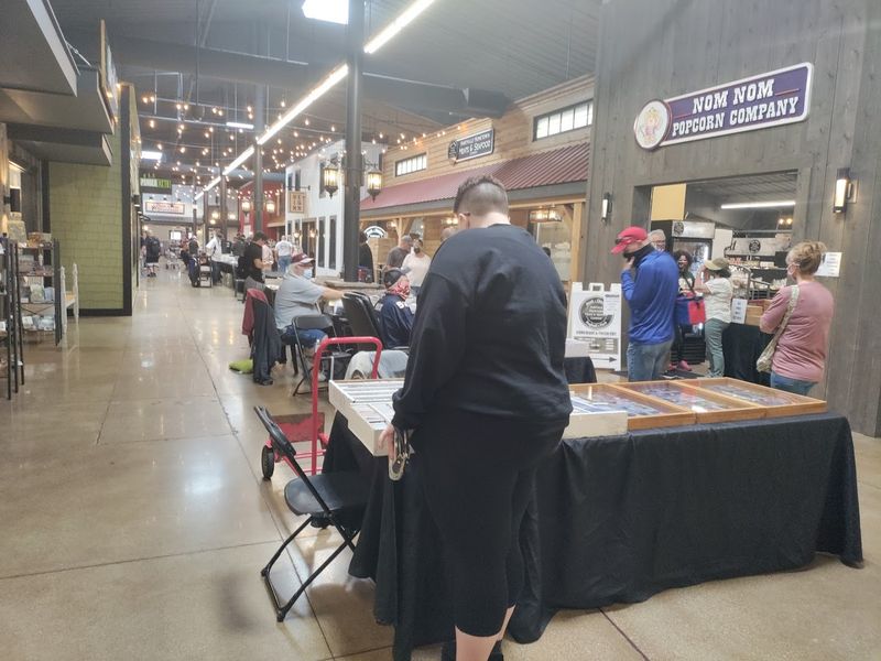 Plan Like a Pro: Hours, Parking, and Practical Tips