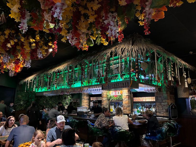Live Music Fridays Turn Dinner Into a Celebration