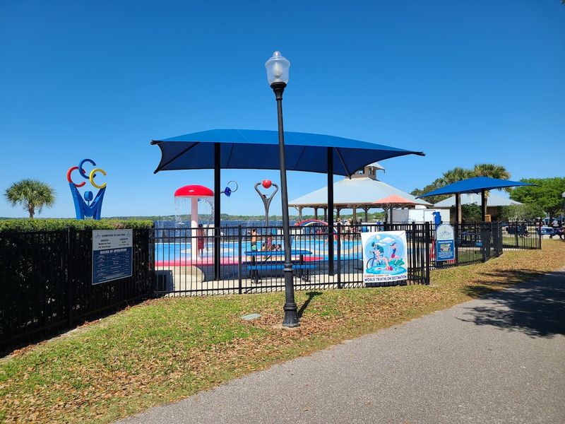 Waterfront Park / Champions Splash Park (Clermont)
