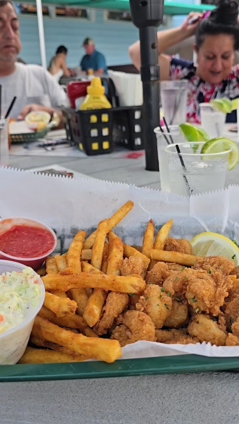 The Lunch Specials That Stretch Your Shrimp Budget