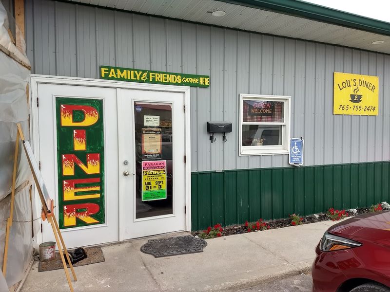 Lou’s Diner (Cloverdale)