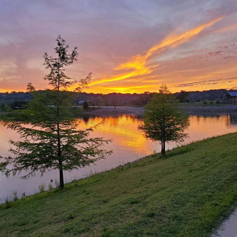 The River Views and Outdoor Spaces Visitors Can't Stop Talking About