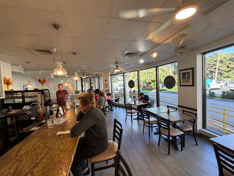 Big Mike's Vegan & Gluten Free Cafe – Fort Lauderdale